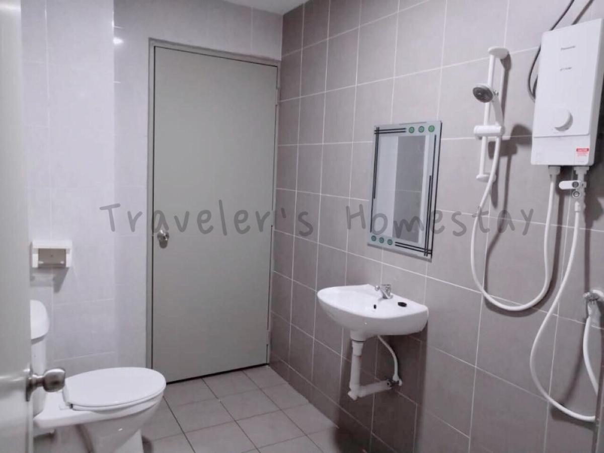 Traveler'S Homestay 旅人窝@ The Venus Sitiawan Kampong Lumut Kiri Exterior photo