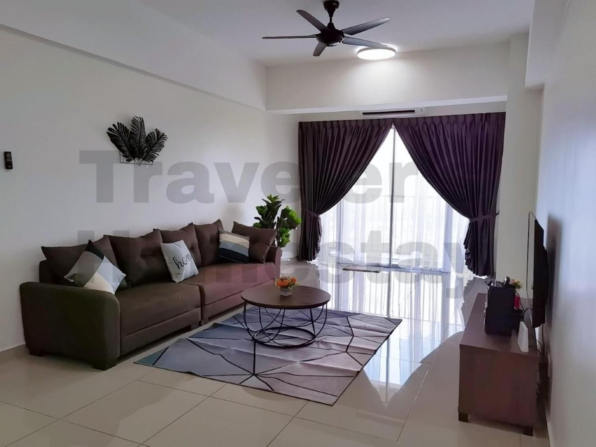 Traveler'S Homestay 旅人窝@ The Venus Sitiawan Kampong Lumut Kiri Exterior photo