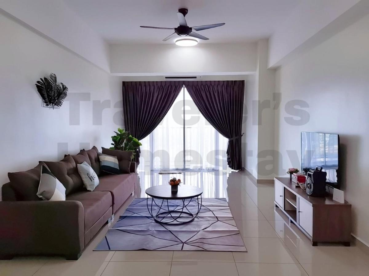 Traveler'S Homestay 旅人窝@ The Venus Sitiawan Kampong Lumut Kiri Exterior photo