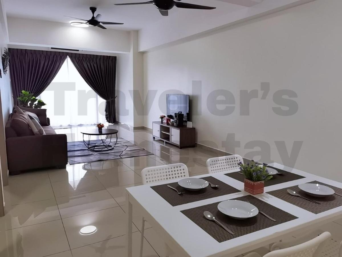 Traveler'S Homestay 旅人窝@ The Venus Sitiawan Kampong Lumut Kiri Exterior photo