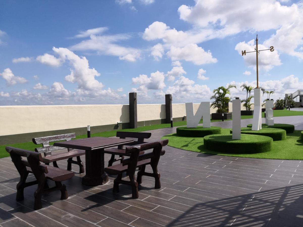 Traveler'S Homestay 旅人窝@ The Venus Sitiawan Kampong Lumut Kiri Exterior photo