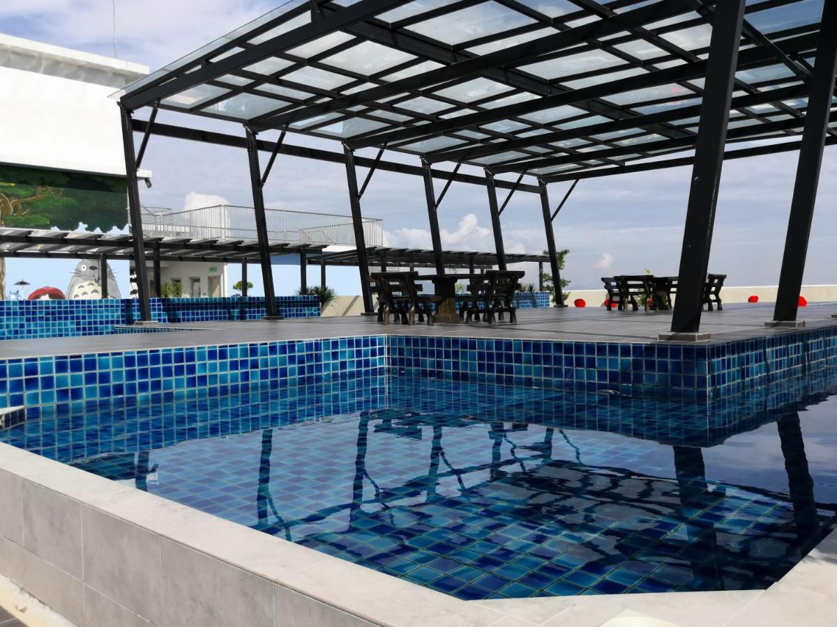 Traveler'S Homestay 旅人窝@ The Venus Sitiawan Kampong Lumut Kiri Exterior photo